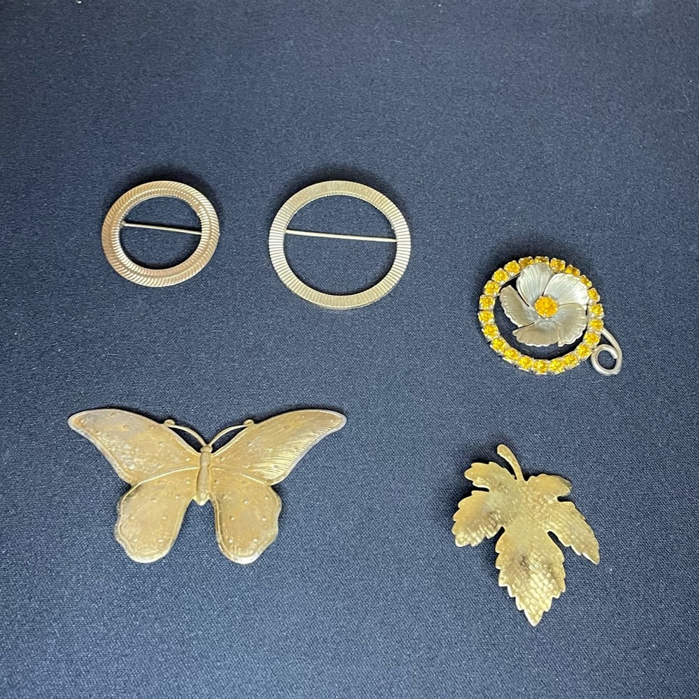 Vintage pins